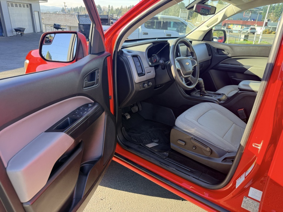 2018 Chevrolet Colorado Work Truck - Photo 17
