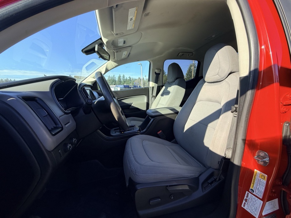 2018 Chevrolet Colorado Work Truck - Photo 18