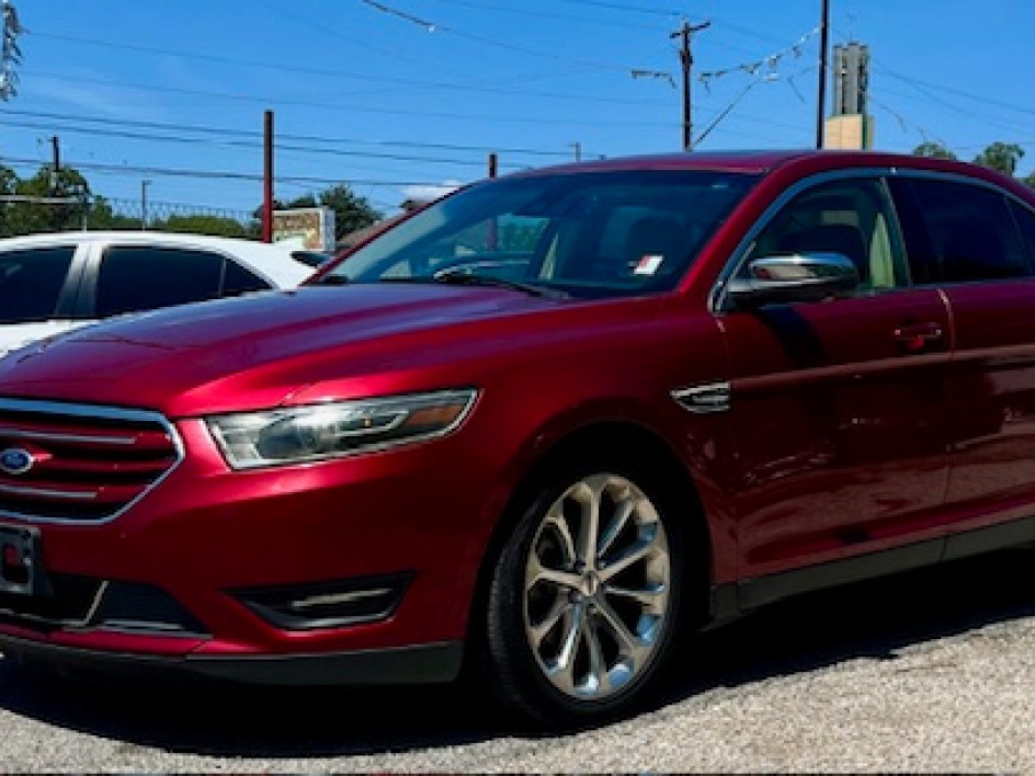 2015 Ford Taurus