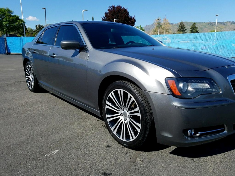 2012 CHRYSLER 300 S Leonard Evans Used Car Superstore