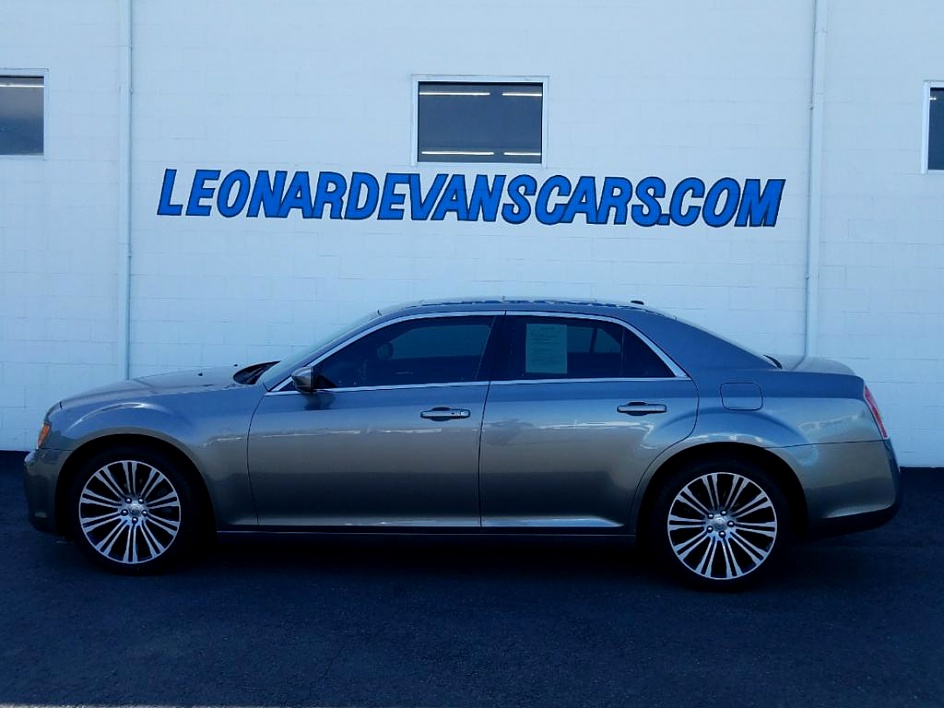 2012 CHRYSLER 300 S Leonard Evans Used Car Superstore
