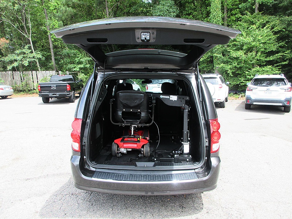 Dodge Grand Caravan photo 7