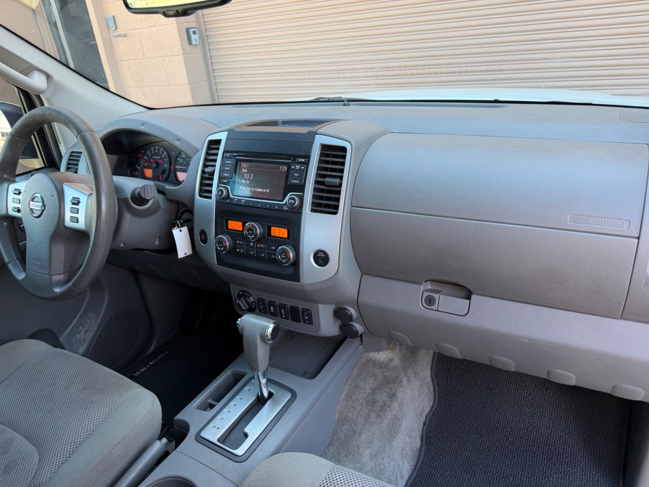 2015 Nissan Frontier SV - Photo 33