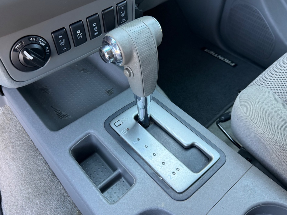 2015 Nissan Frontier SV - Photo 31