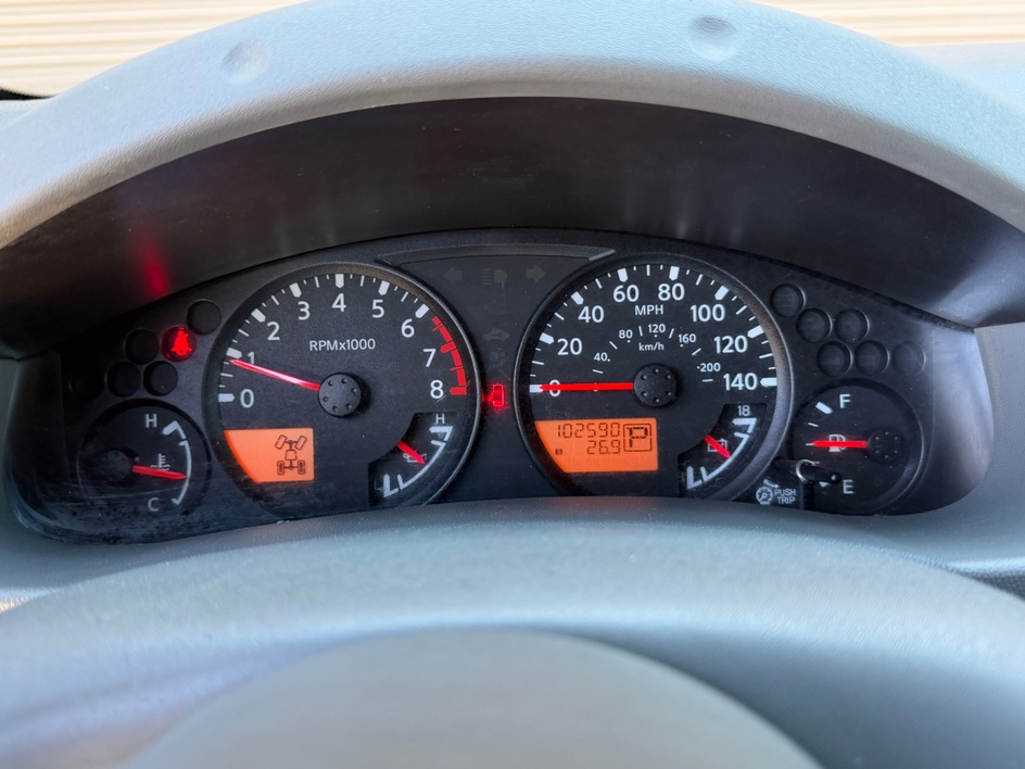2015 Nissan Frontier SV - Photo 24