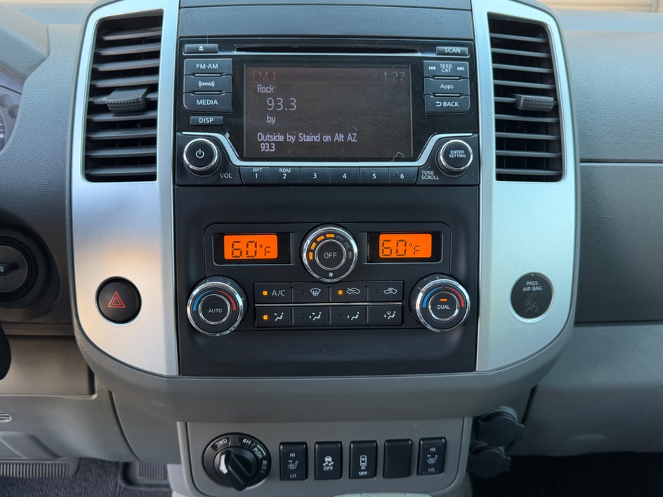 2015 Nissan Frontier SV - Photo 27