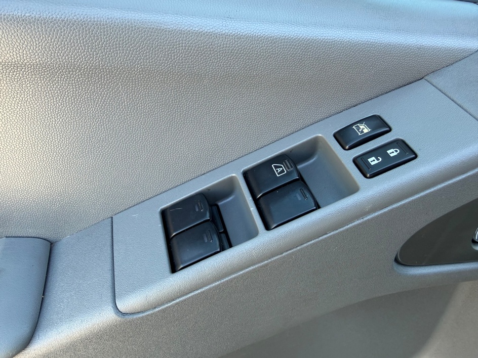 2015 Nissan Frontier SV - Photo 20