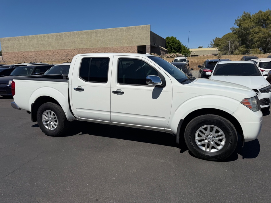 2015 Nissan Frontier SV - Photo 13