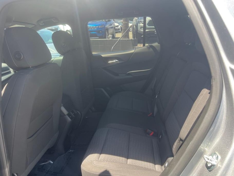 2025 Chevrolet Equinox LT - Photo 10