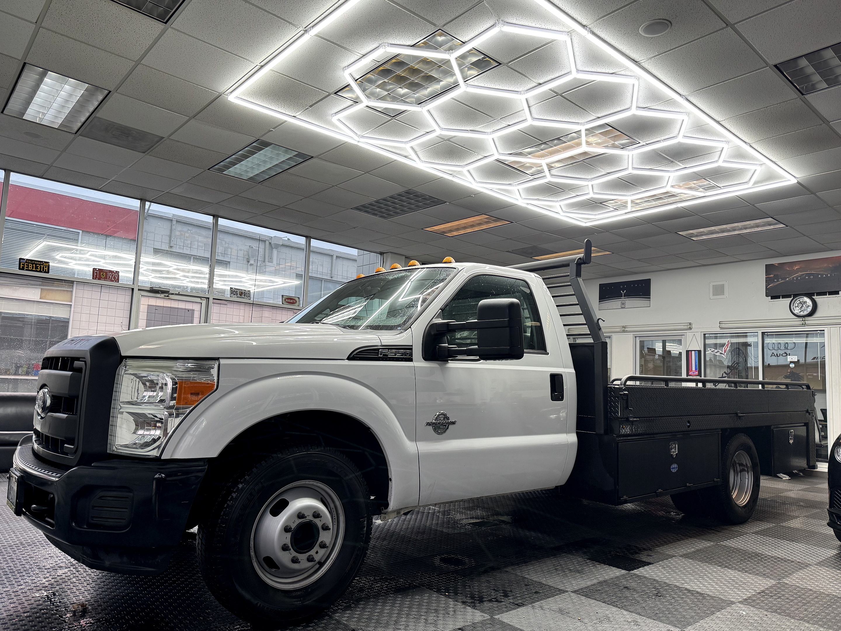 2015 Ford F-350 Super Duty Chassis Cab XL's photo