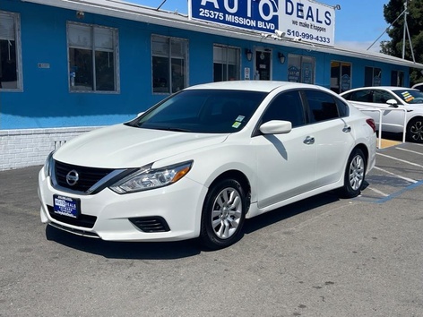 2017 Nissan Altima 2.5 S's photo