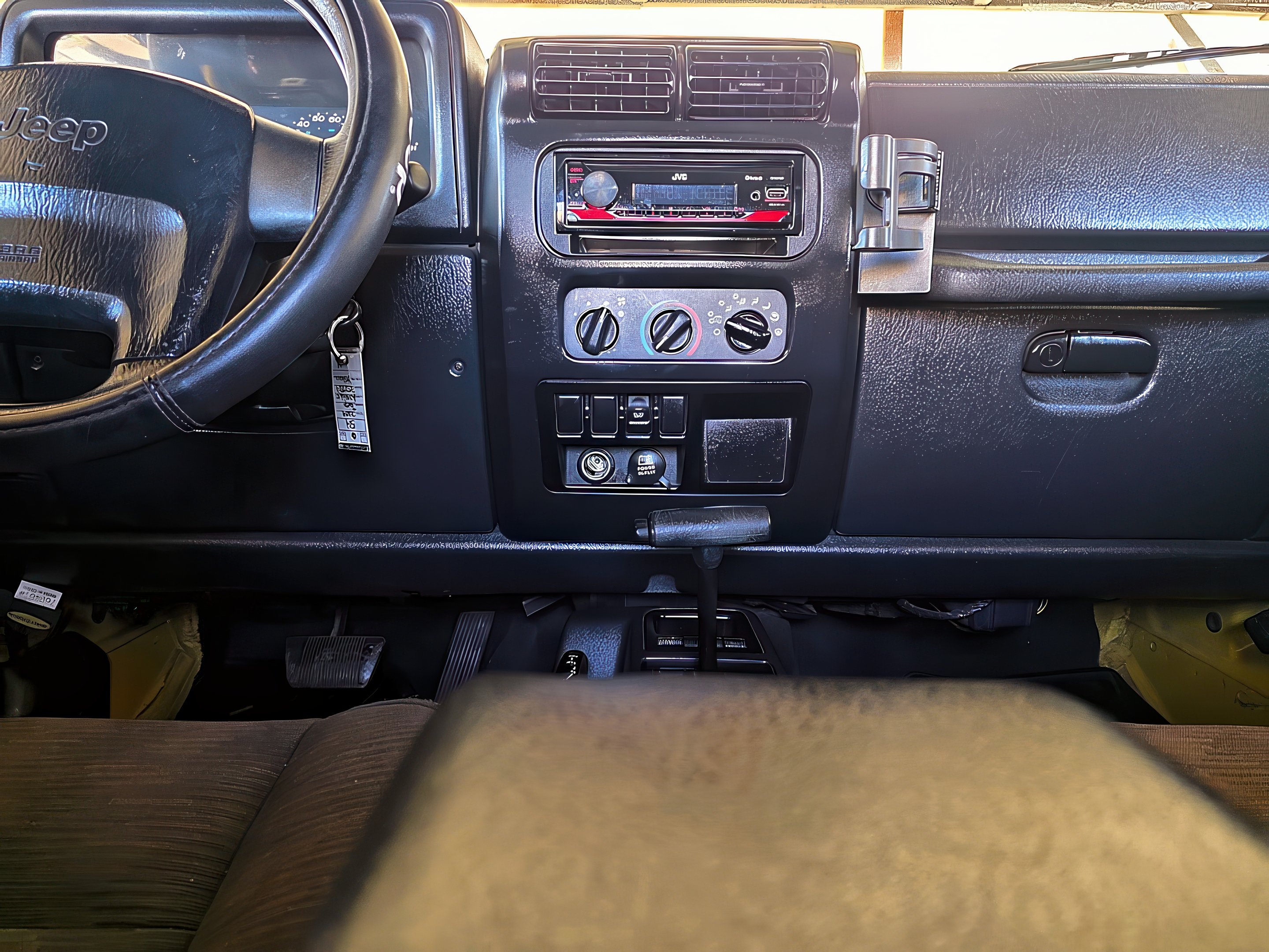 2004 Jeep Wrangler X - Photo 18