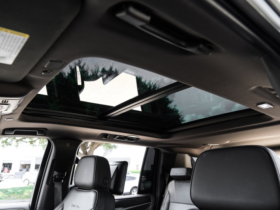 2021 Gmc Yukon XL Denali photo 4