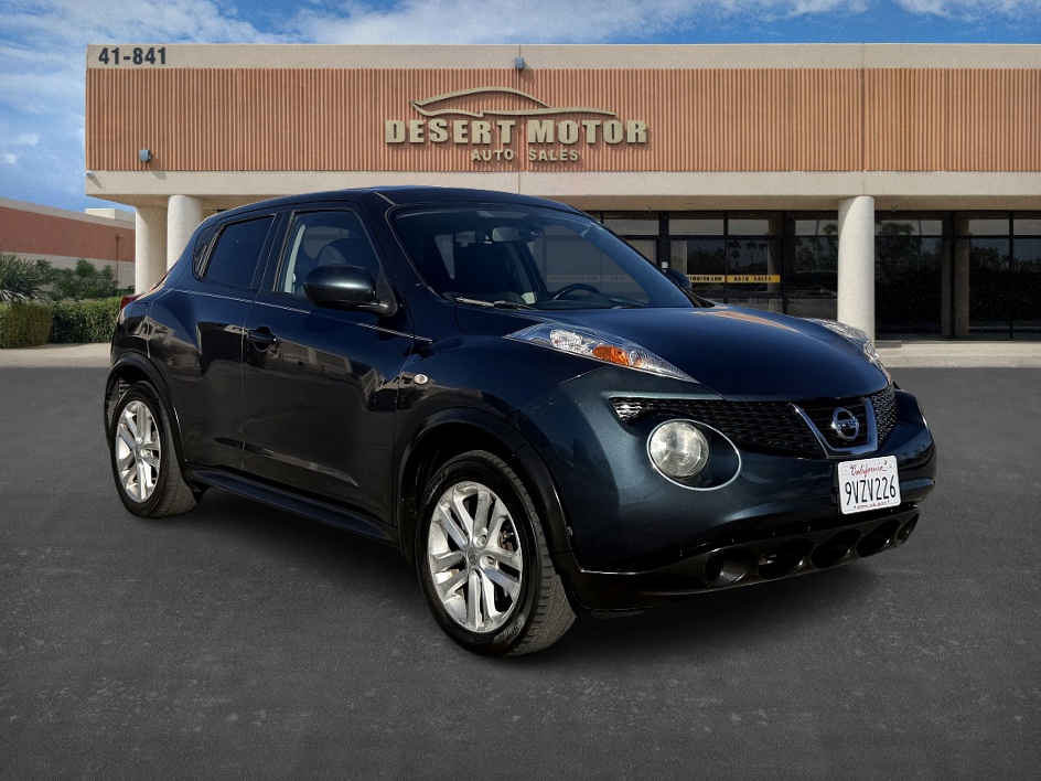 2013 Nissan JUKE SV's photo