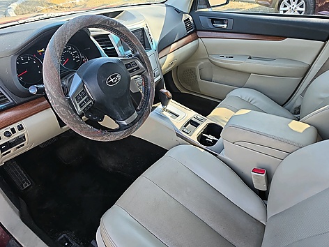 2013 Subaru Outback 2.5i Limited CVT PZEV's photo