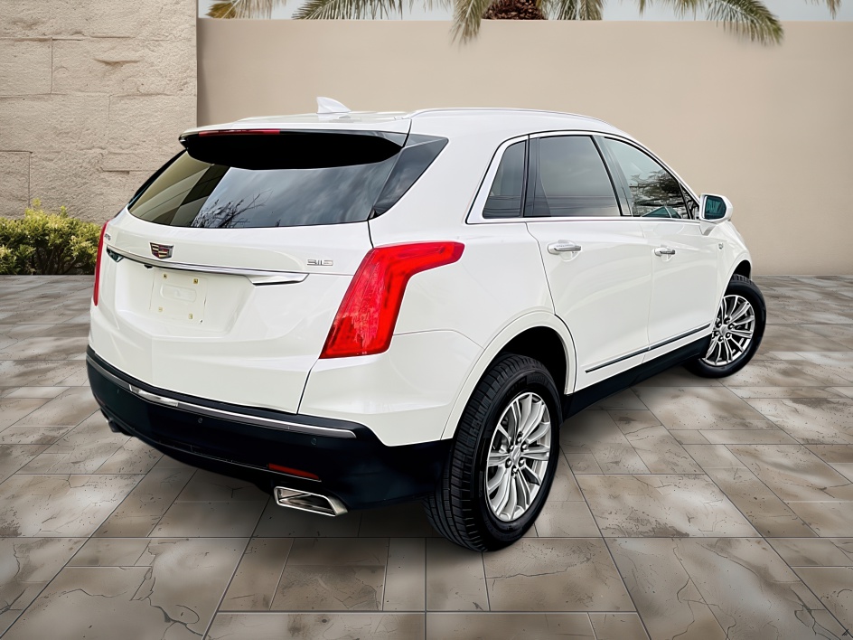 2017 Cadillac XT5 Luxury photo 3