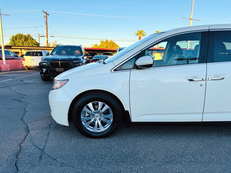 2015 Honda Odyssey EX-L photo 8