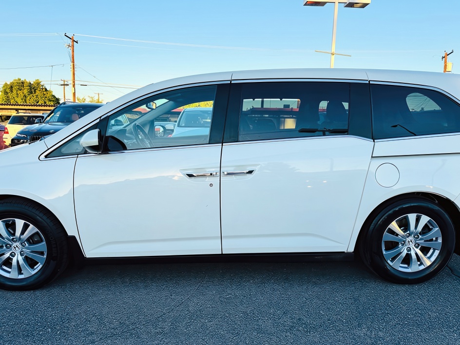 2015 Honda Odyssey EX-L photo 9