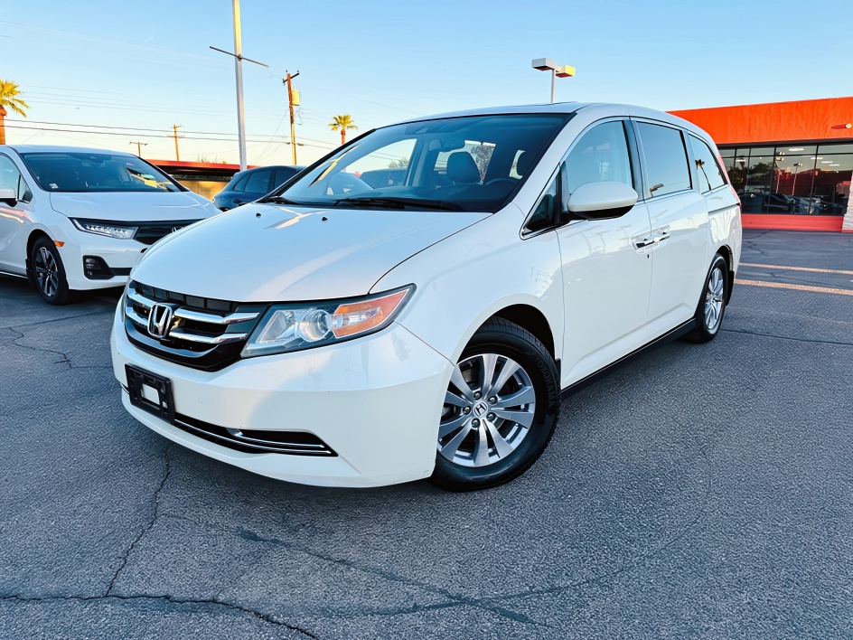 2015 Honda Odyssey EX-L photo 2