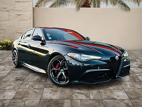 2019 Alfa Romeo Giulia 2.0 Ti Sport Carbon Auto's photo