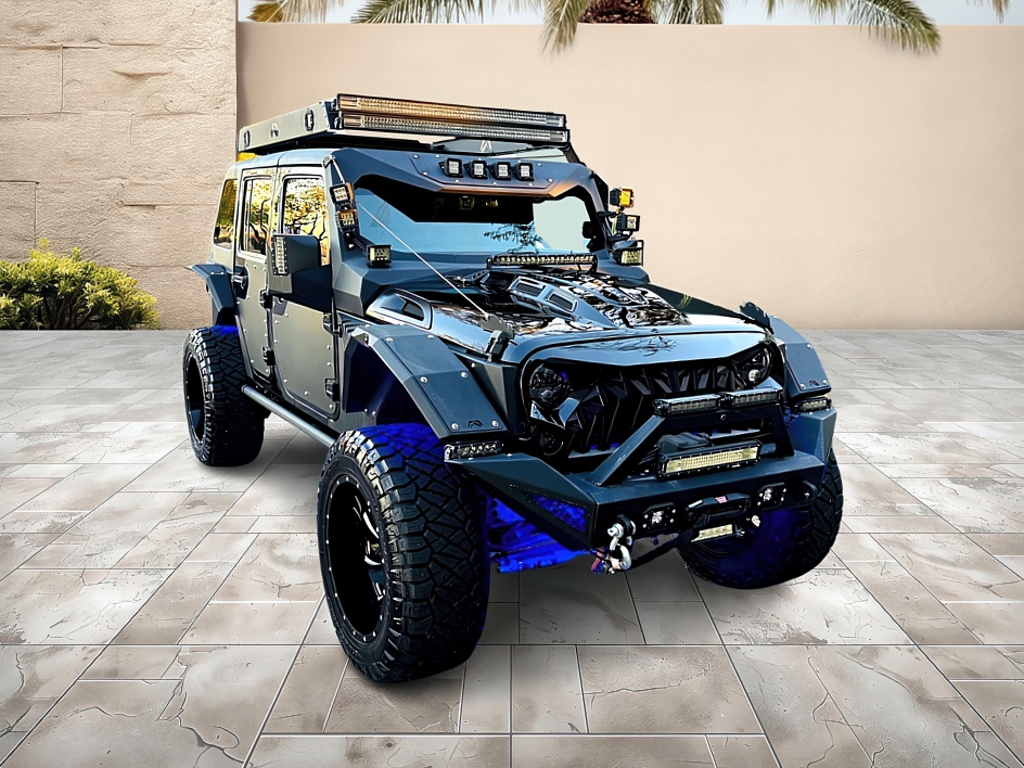 2013 Jeep Wrangler Unlimited Sahara photo 18