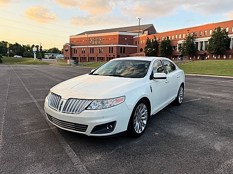 2012 Lincoln MKS