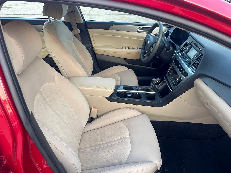 2016 Hyundai Sonata Hybrid Base - Photo 17