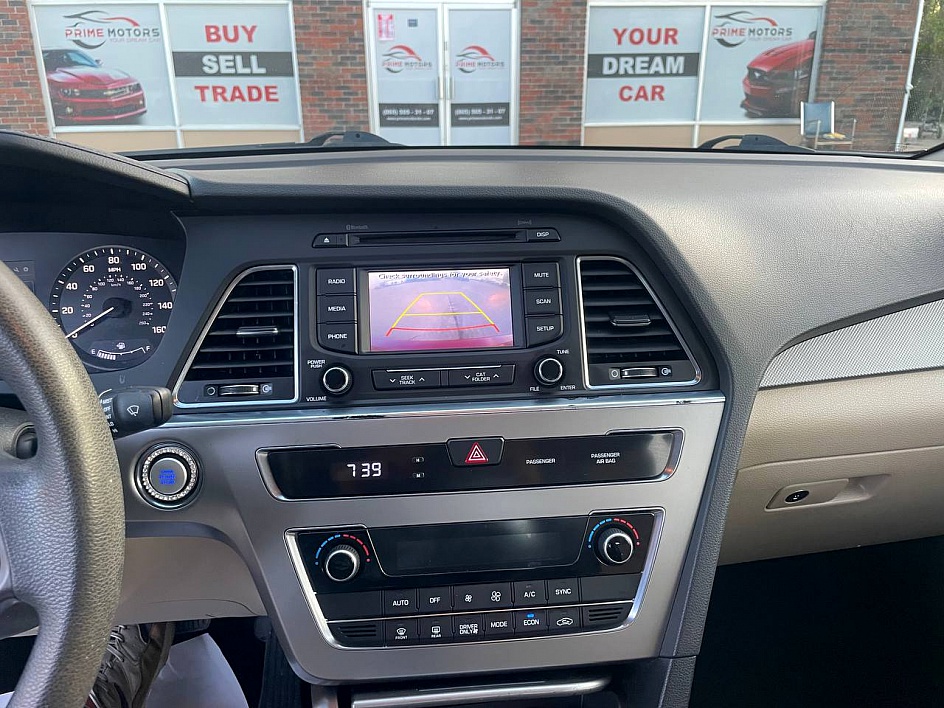 2016 Hyundai Sonata Hybrid Base - Photo 19