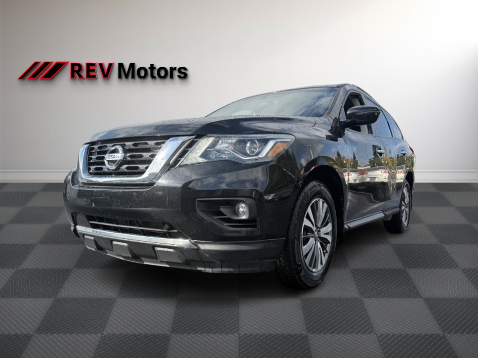 2020 Nissan Pathfinder SV