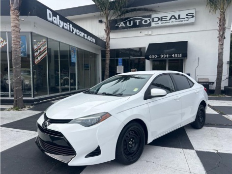 2017 Toyota Corolla LE's photo