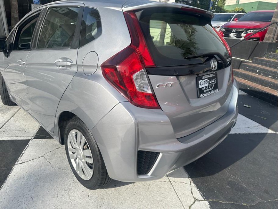 2017 Honda Fit LX - Photo 7