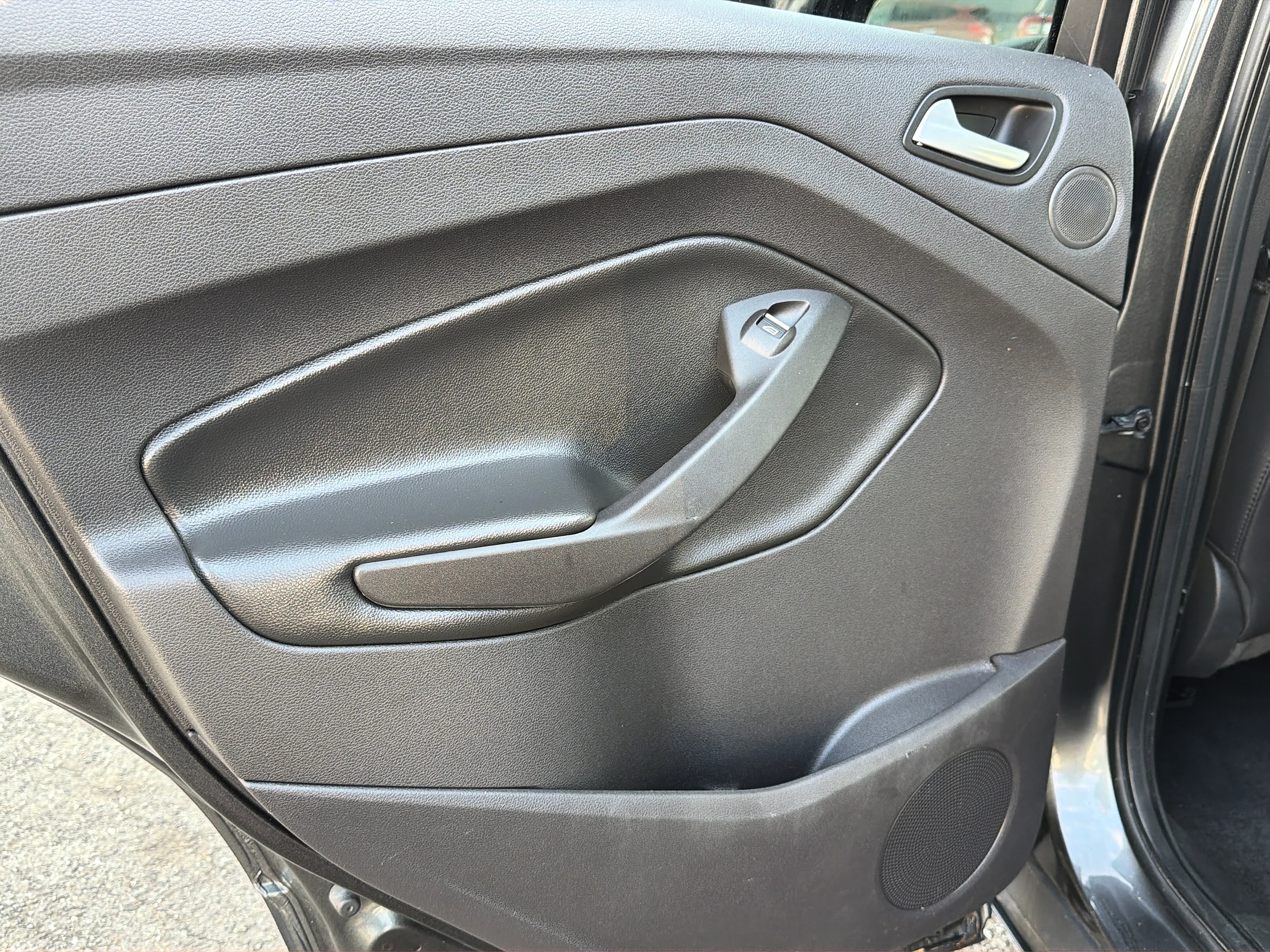 2016 Ford Escape Titanium - Photo 27