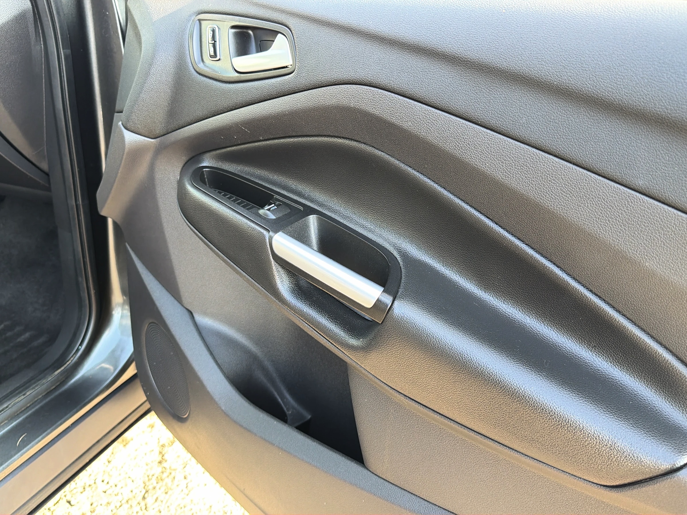 2016 Ford Escape Titanium - Photo 39