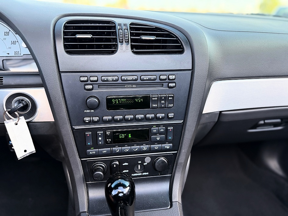 2002 Ford Thunderbird Premium - Photo 41