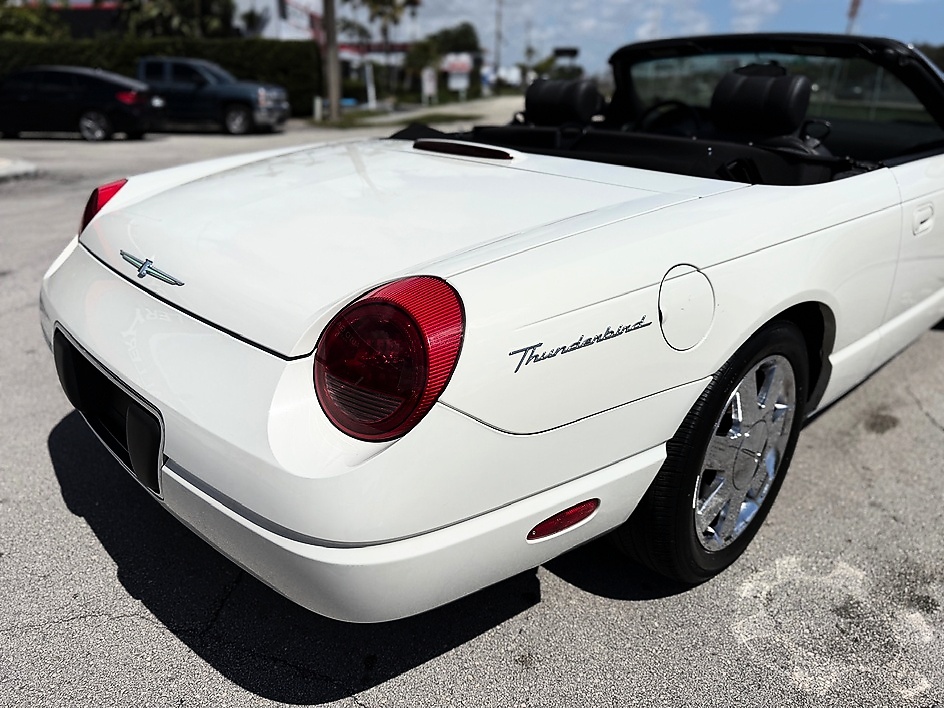 2002 Ford Thunderbird Premium - Photo 51