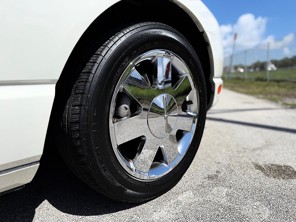 2002 Ford Thunderbird Premium - Photo 52