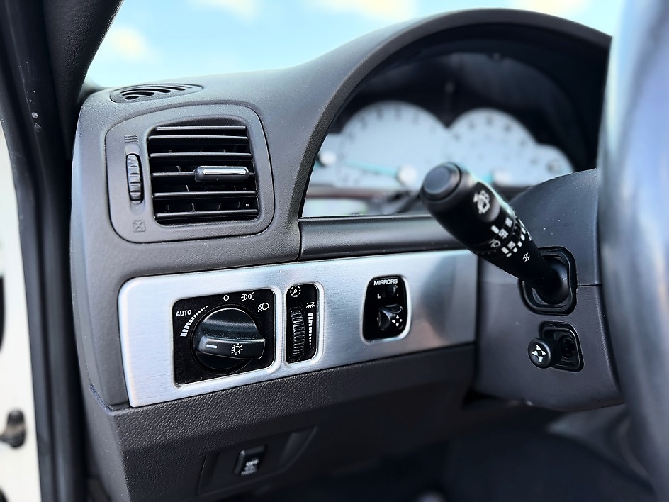 2002 Ford Thunderbird Premium - Photo 40