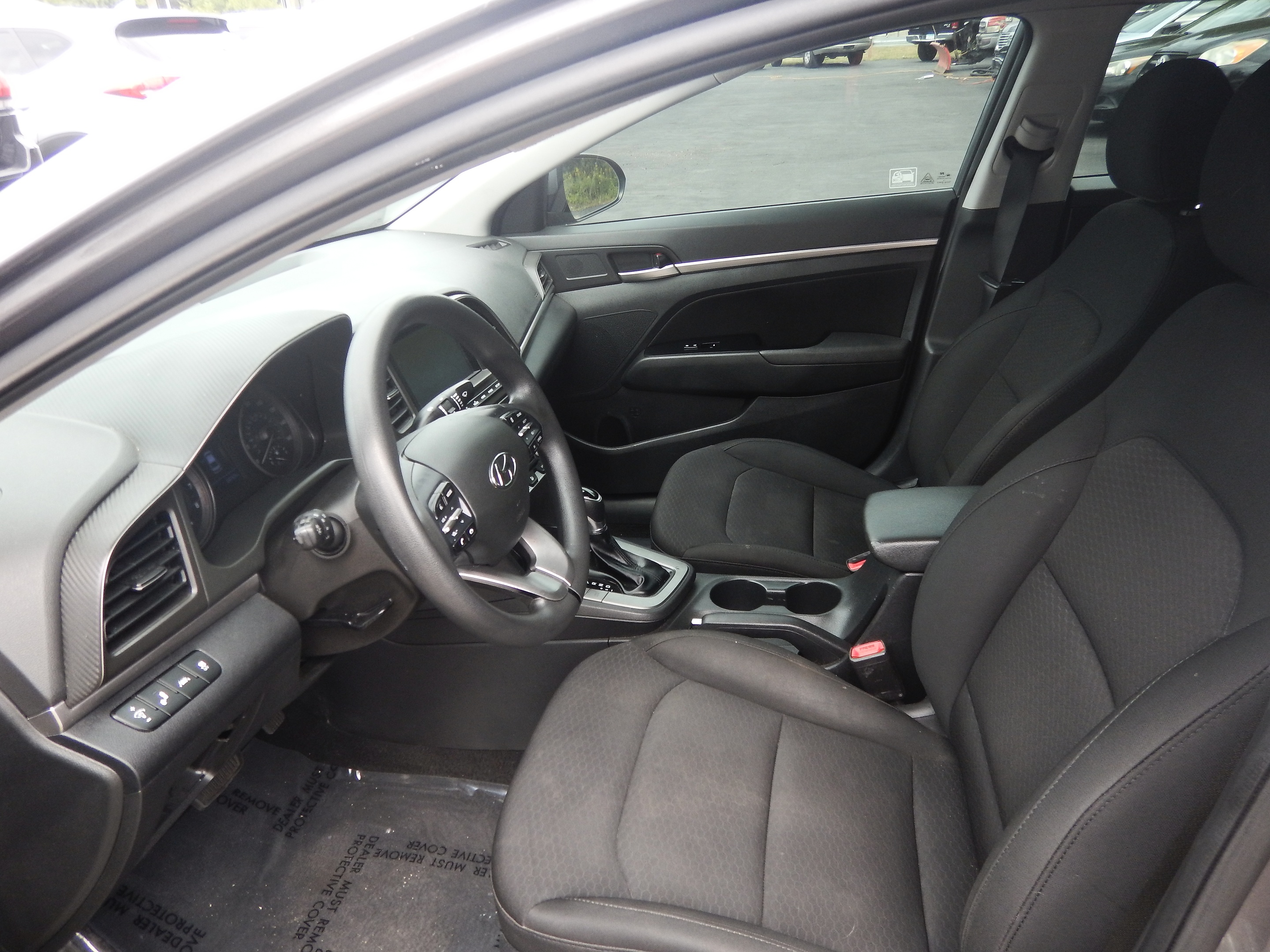2020 Hyundai Elantra SEL - Photo 10