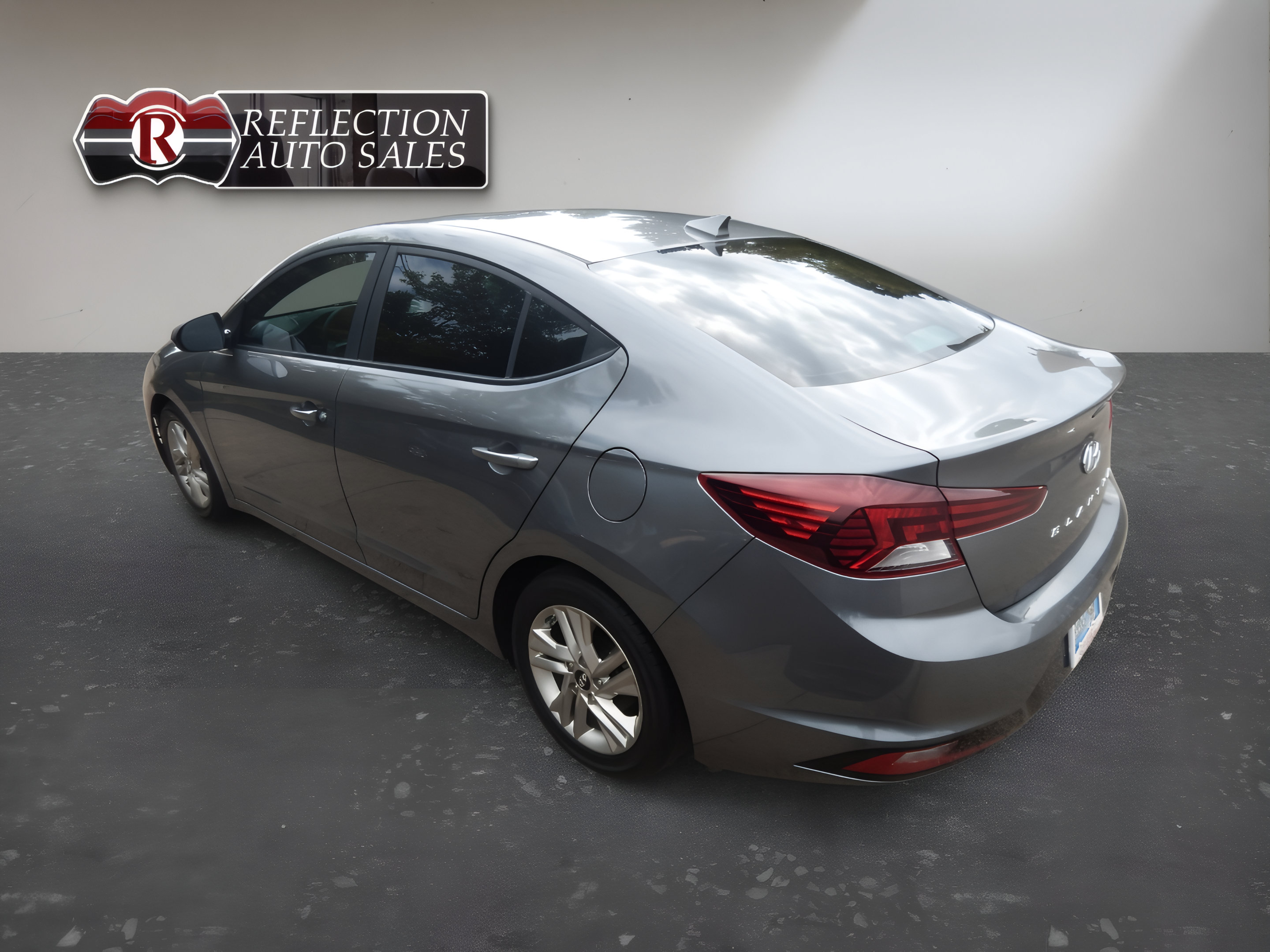 2020 Hyundai Elantra SEL - Photo 5