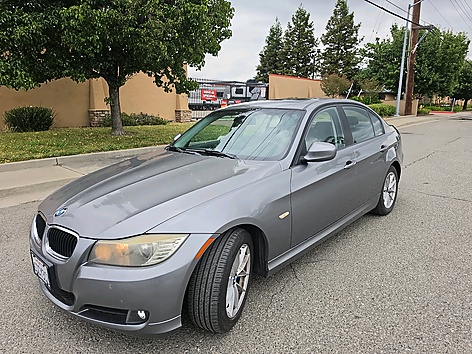 2011 BMW 3 Series's photo