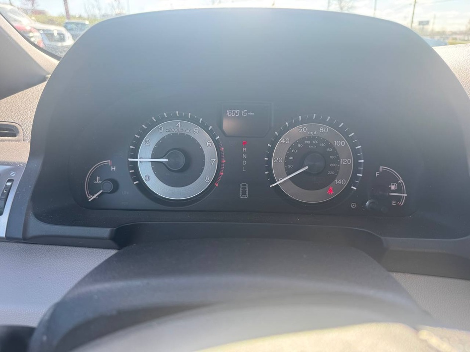 2015 Honda Odyssey LX - Photo 18