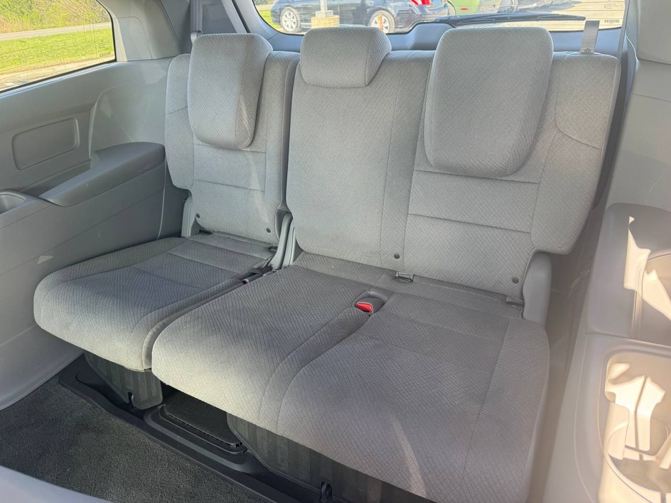 2015 Honda Odyssey LX - Photo 11