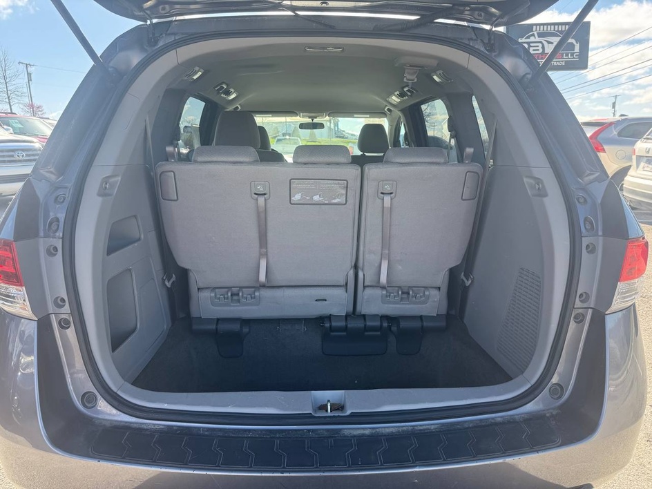 2015 Honda Odyssey LX - Photo 8