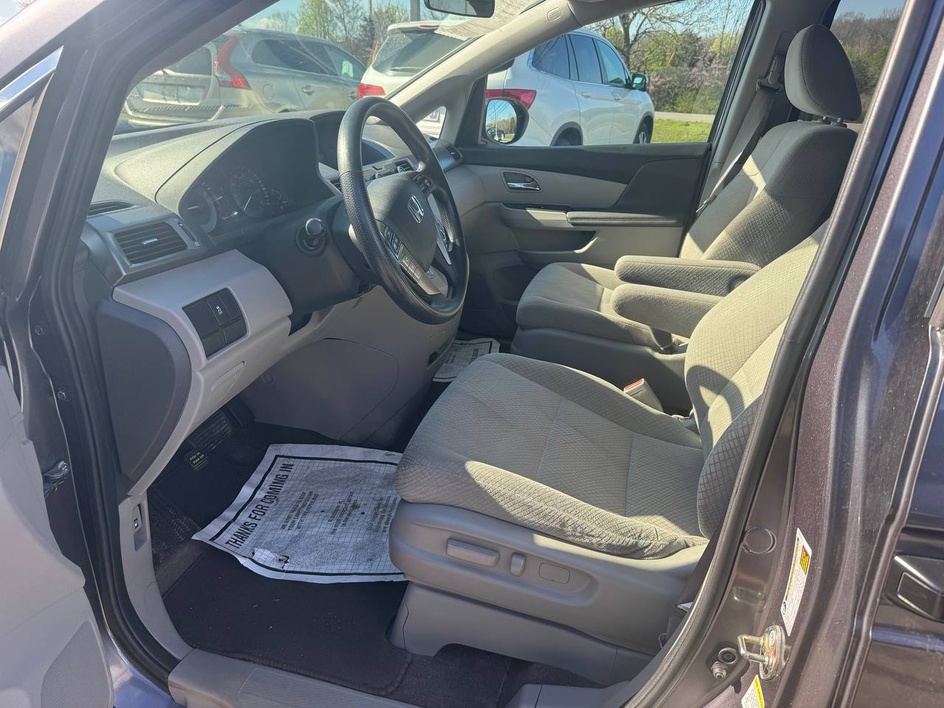 2015 Honda Odyssey LX - Photo 9