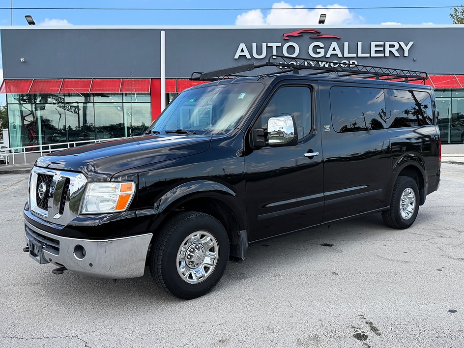 2015 Nissan NV Passenger SL
