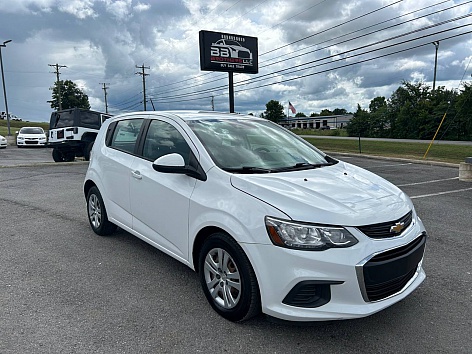 2019 Chevrolet Sonic 1FL