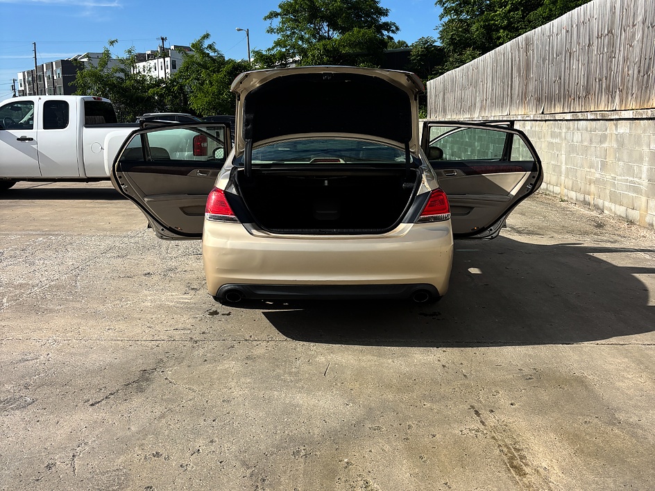2011 Toyota Avalon Avalon - Photo 11