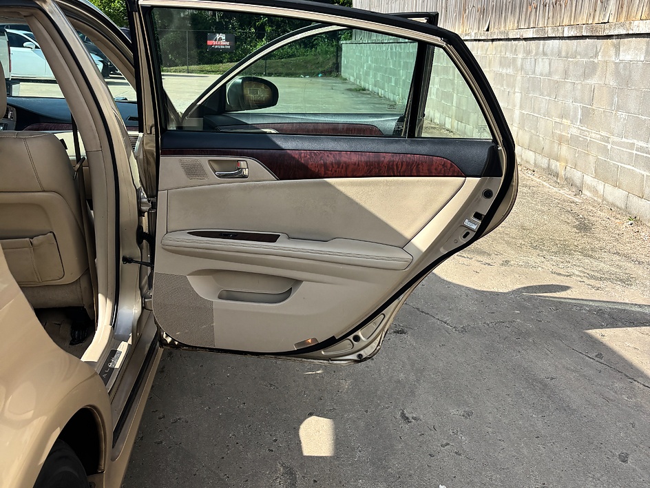 2011 Toyota Avalon Avalon - Photo 12