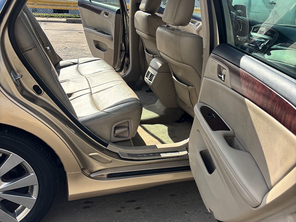 2011 Toyota Avalon Avalon - Photo 13