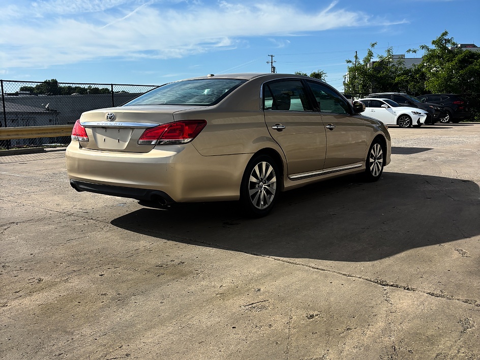 2011 Toyota Avalon Avalon - Photo 6